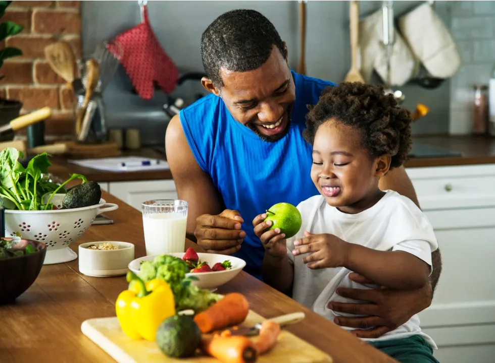 Alimentação saudável não precisa ser cara: 14 dicas para cortar custos